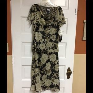 Petite skirt and top set. NWT